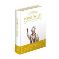 Biblia domowa złocony brzeg w obwolucie. Autor: bp Kazimierz Romaniuk. Dobreksiazki.pl Okładka książki Biblia domowa złocony brzeg w obwolucie
