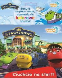 Stacyjkowo. Wesoła Kąpiel. Ciuchcie na start 18+. Autor: Opracowanie zbiorowe. Dobreksiazki.pl Okładka książki Stacyjkowo. Wesoła Kąpiel. Ciuchcie na start 18+