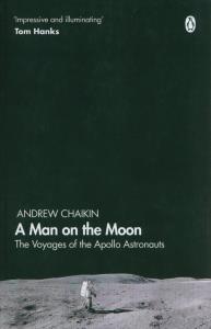 A Man on the Moon (R/I). Autor: Chaikin Andrew. Dobreksiazki.pl Okładka książki A Man on the Moon (R/I)