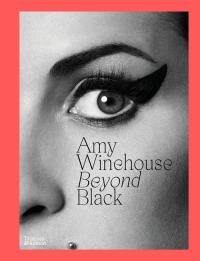 Amy Winehouse Beyond Black. Autor: Parry Naomi. Dobreksiazki.pl Okładka książki Amy Winehouse Beyond Black