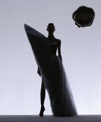 Viktor & Rolf: Fashion Stateme. Wydawca: Hirmer. Dobreksiazki.pl Opakowanie Viktor & Rolf: Fashion Stateme