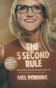 5 SECOND RULE. Autor: MEL ROBBINS. Dobreksiazki.pl Okładka książki 5 SECOND RULE