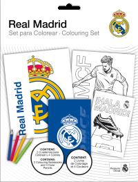 Kolorowanki z kredkami Real Madrid RM00026. Wydawca: Kids Euroswan. Dobreksiazki.pl Opakowanie Kolorowanki z kredkami Real Madrid RM00026