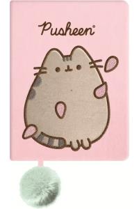 Notatnik pluszowy A5/96K Pusheen. Wydawca: Pusheen. Dobreksiazki.pl Opakowanie Notatnik pluszowy A5/96K Pusheen