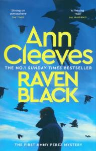 Raven Black. Autor: Cleeves Ann. Dobreksiazki.pl Okładka książki Raven Black