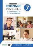 Okładka książki Rodzinne przeboje - filmy do WDŻ dla 7 klasy szkoły podstawowej