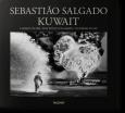 Okładka książki Sebastião Salgado Kuwait A Desert on Fire